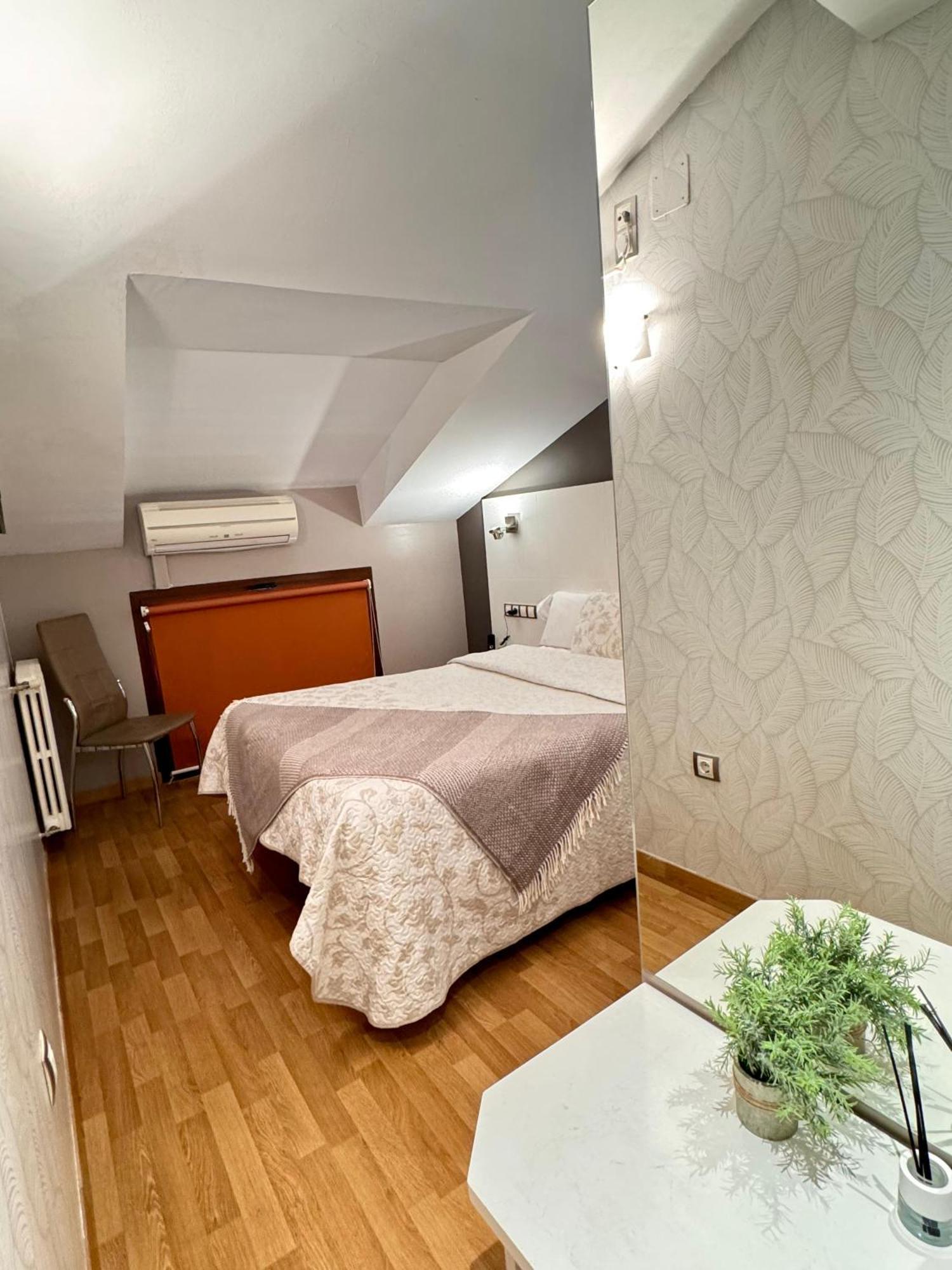 Hotel El Acebo ハカ エクステリア 写真